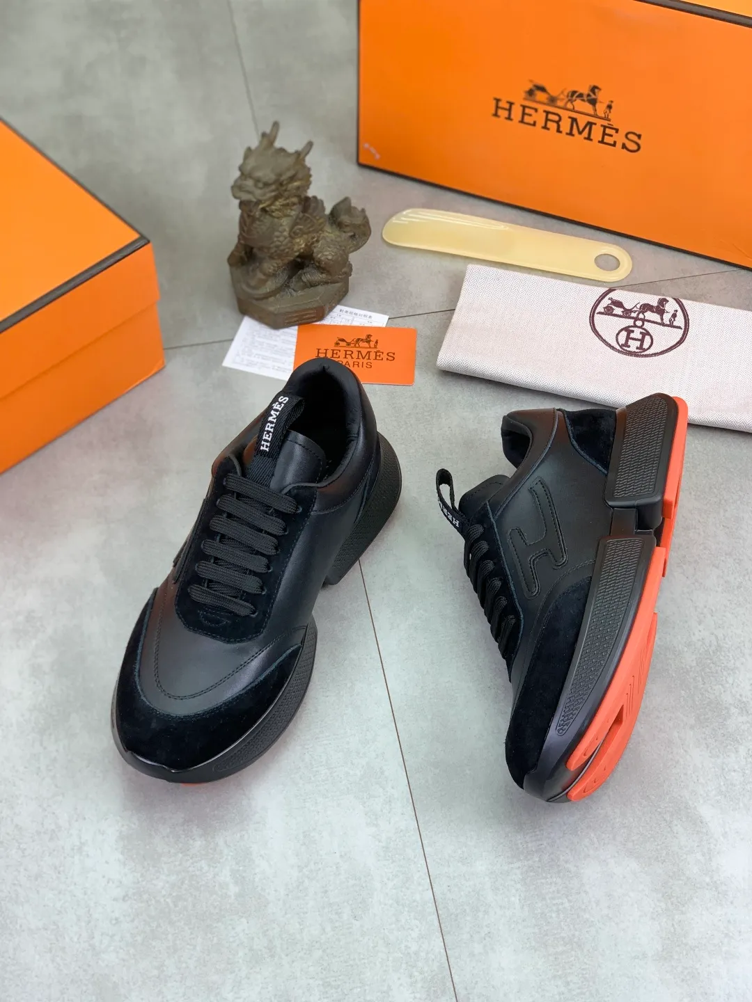 Men's shoes 💰P460 new style [HERMES] Hermès - High-end quality original order - Upper: 🔝 Napa calfskin, sewn brand 'H' totem - Inner: water-dyed cowhide - Outsole: ultra-light TPU foam; molded outsole - Ultra-high quality control·Fine workmanship: highlighted (high-end·luxury·grade) -Size: 38-44 (45 can be customized)·